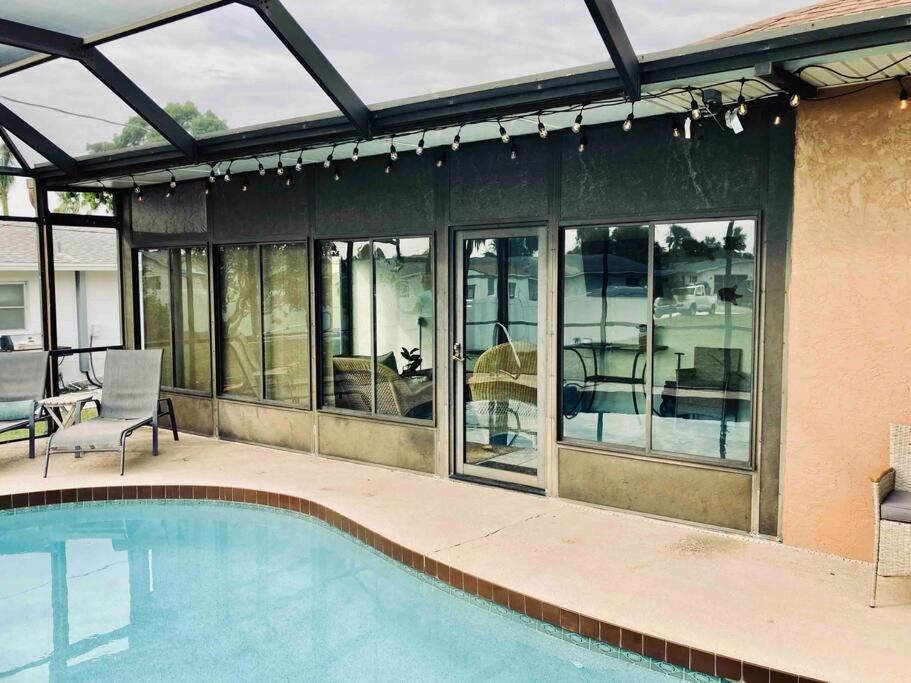 Heated Saltwater Pool Home Minutes To Beach Englewood Luaran gambar